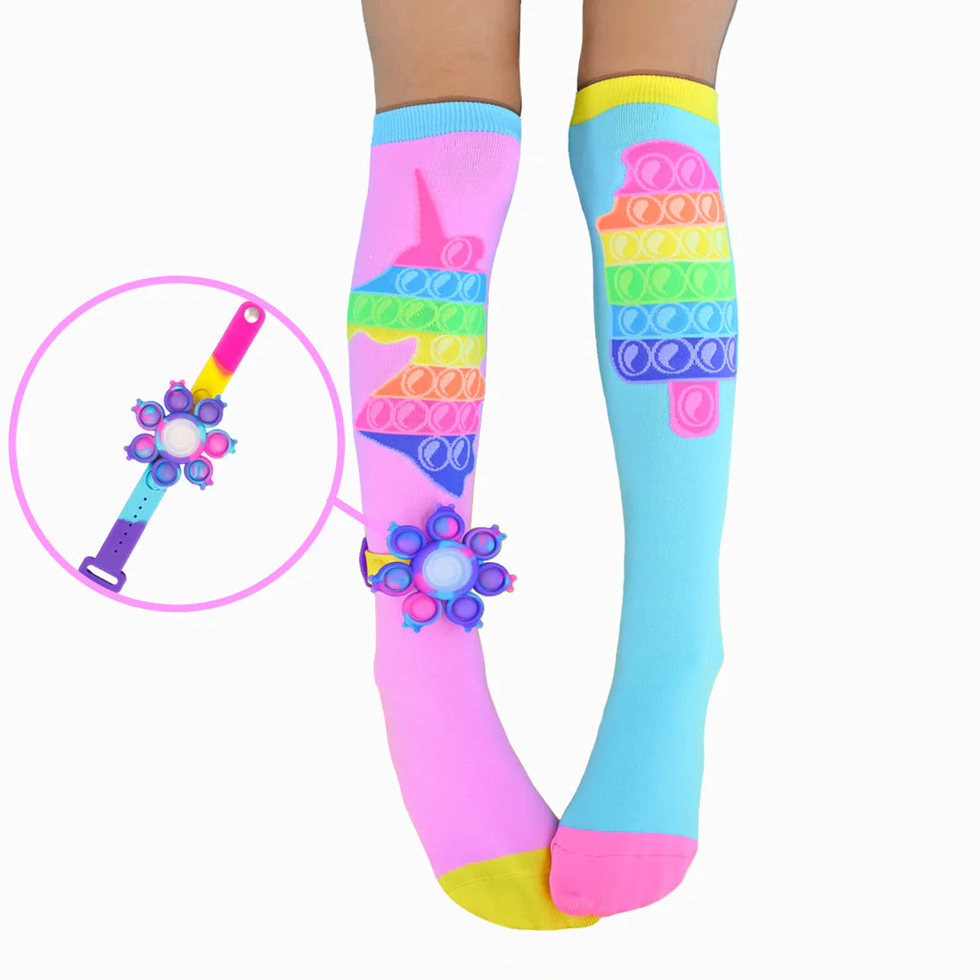 With these incredibly cool Pop-It bracelet fidget fun socks, get ready to play, play, play all day long!  Put it on your wrist or ankle and spin or pop it. Your vibrant Fidget socks will give you hours of entertainment.