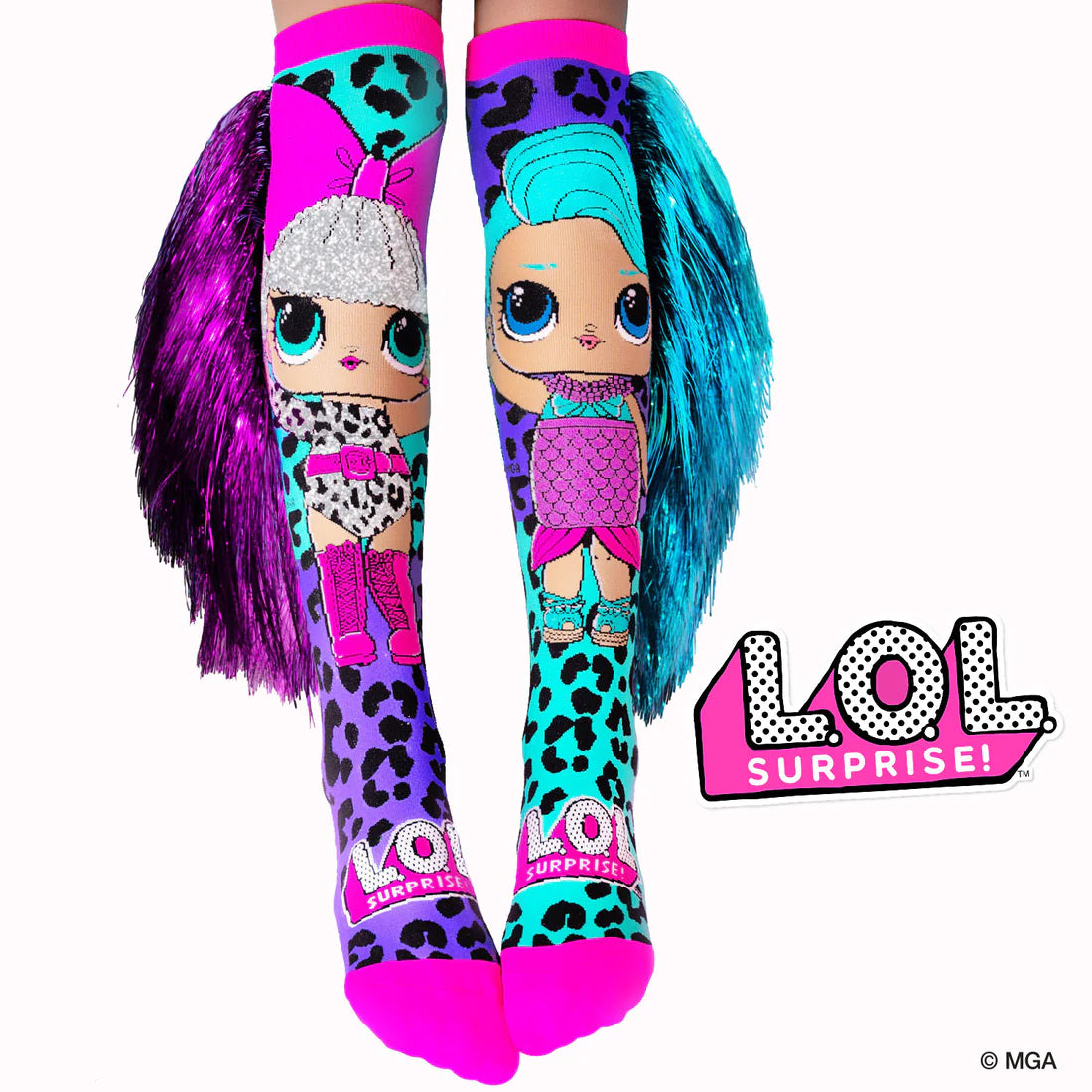 With this adorable & MADMIA DISCO DOLLS L.O.L SURPRISE Socks, you'll be the life of the party. They display their self-assured style with vivid colours, tough clothing, and stunning sparkling flowing tassels on the side, making any day feel like a red carpet event.