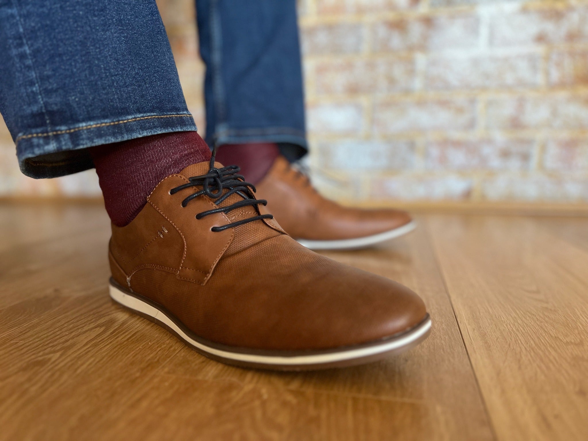 Merino wool dress socks are a perfect combination of sophistication, comfort, and functionality. Crafted from the luxurious and soft fibres of merino wool, these socks provide a plush and cozy feel against the skin. Burgundy Box of 3 Pairs