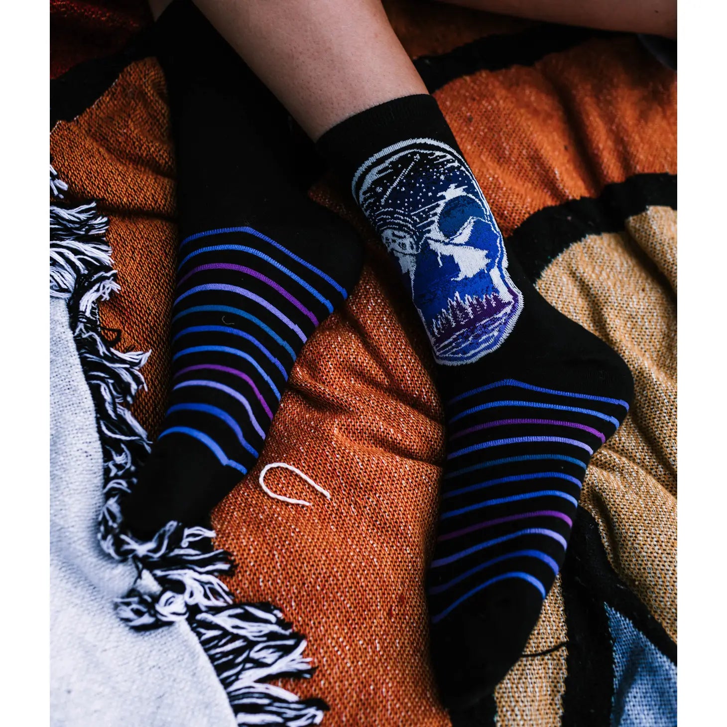 Unisex casual socks Skull Landscape 💀