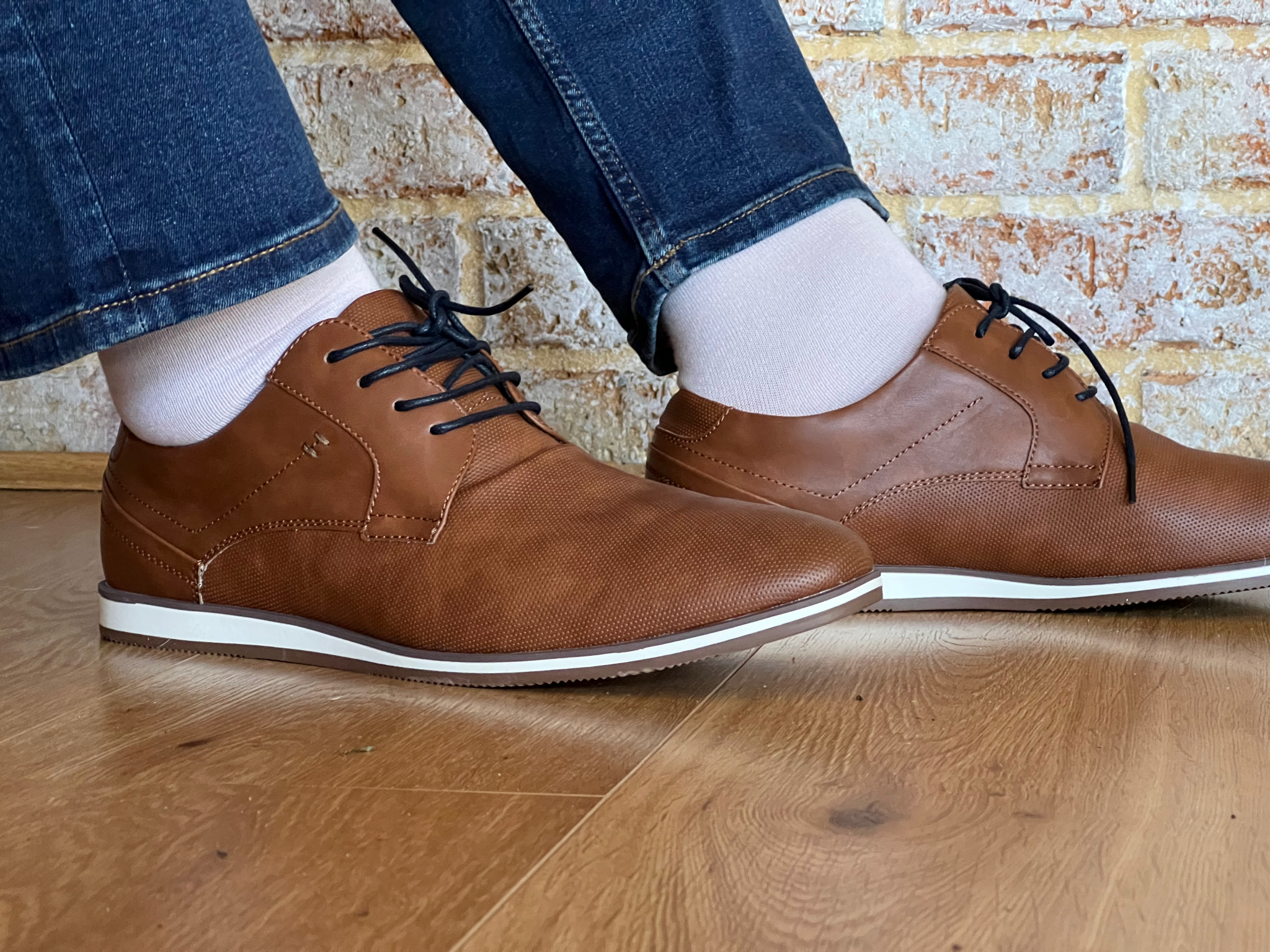 Merino wool dress socks are a perfect combination of sophistication, comfort, and functionality. Crafted from the luxurious and soft fibres of merino wool, these socks provide a plush and cozy feel against the skin. Baby Pink