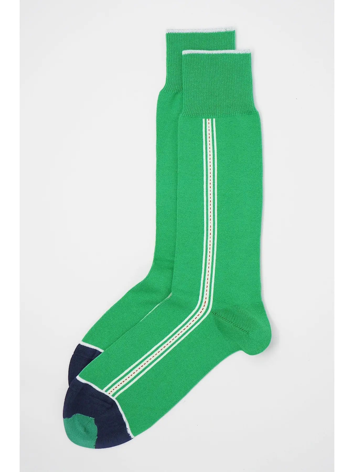 Green striped men's socks, in a solid, brilliant colour with a single seam design that calls to mind the famous cricket ball, are a great way to add a little pizzazz to any outfit, regardless of whether or not you're a cricket fan.